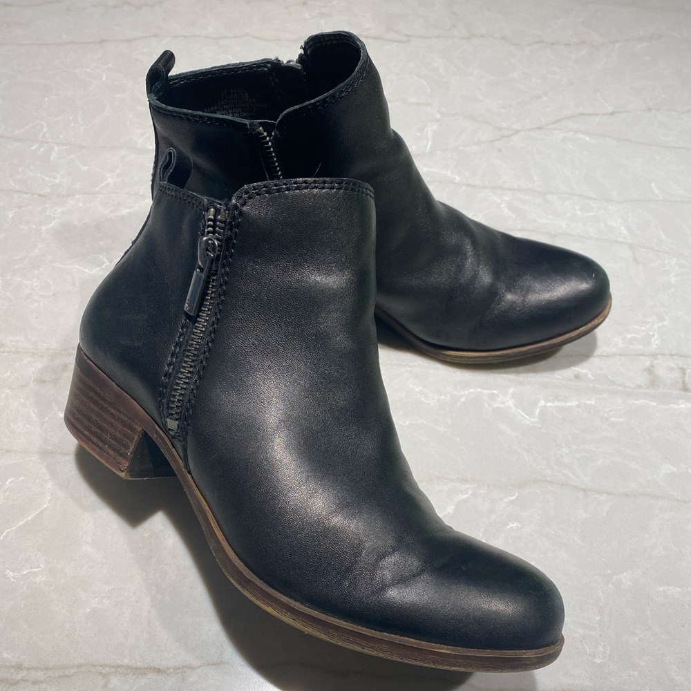 LUCKY Leather Booties